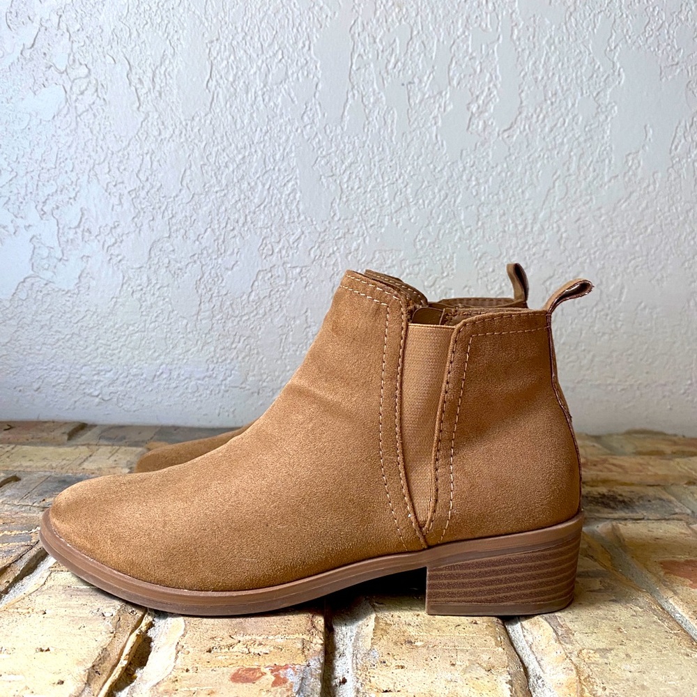 Time & Tru Booties